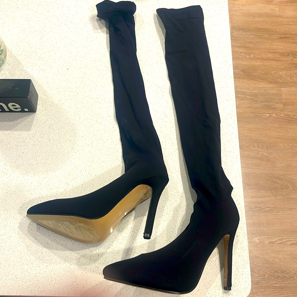 Tall, black stocking boots - womens